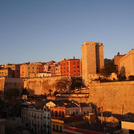 Vista Suites - Piazza Yenne Cagliari Dış mekan fotoğraf