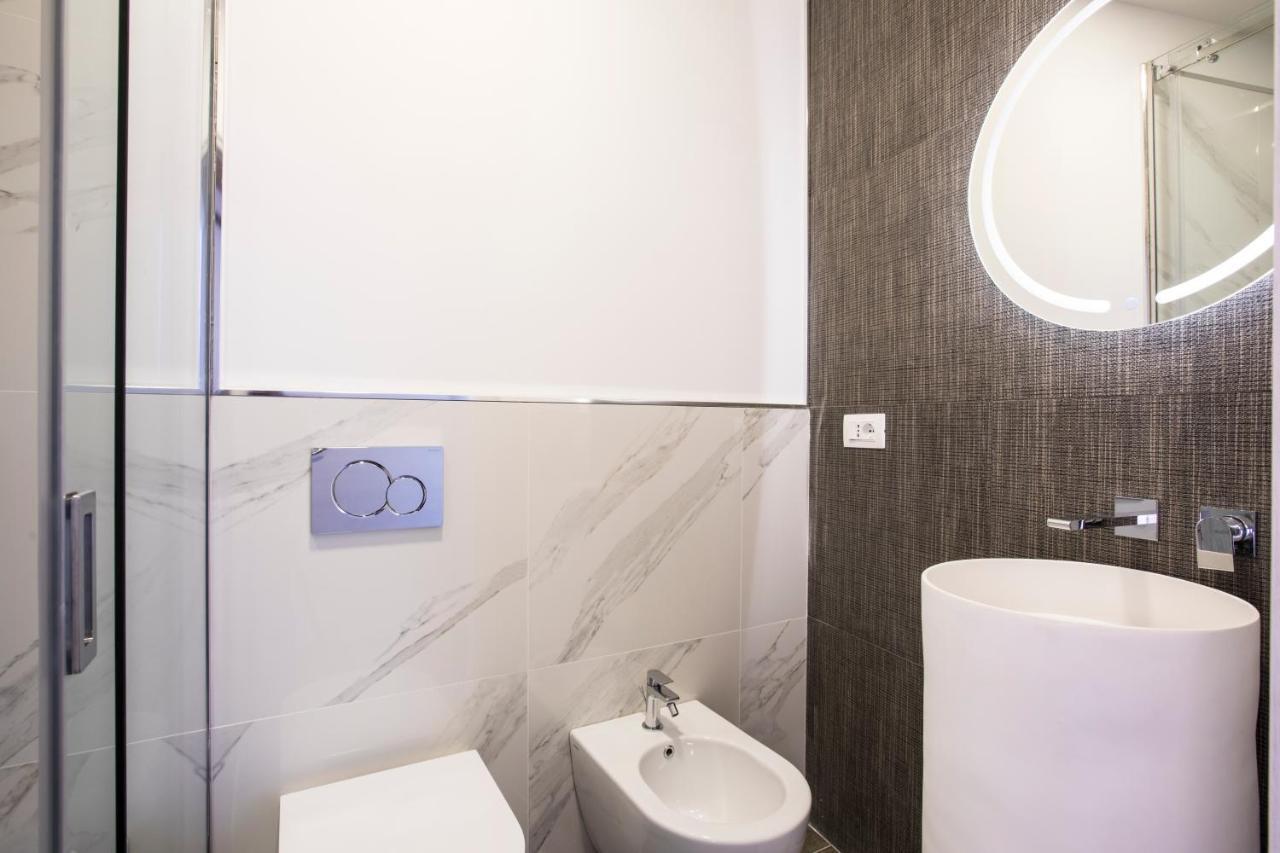 Vista Suites - Piazza Yenne Cagliari Dış mekan fotoğraf